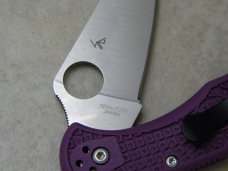 Spyderco Seki Japan VG-10 Delica 4 Purple Lockback Knife NIB
