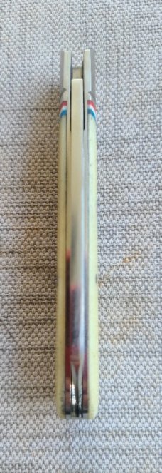 Robbie Ferreira Giraffe Bone Straight jack.N690..4" closed..fluted bolsters and special shield..sli 