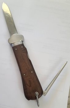 VINTAGE 1937 PAUL WEYERSBERG MODEL 1 FALLSCHIRMJÄGER “Luftwaffe Gravity Knife