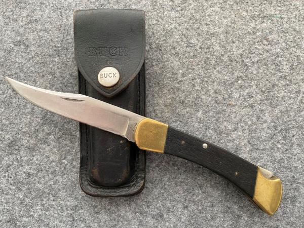 Buck 110 Early V5 V1 1970-1972 with Sheath Buck 110 Early V5 V1 1970-1972 with Sheath