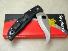 Spyderco Seki Japan VG-10 Matriarch 2 Black Lockback Knife NIB