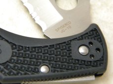 Spyderco Seki Japan VG-10 Matriarch 2 Black Lockback Knife NIB