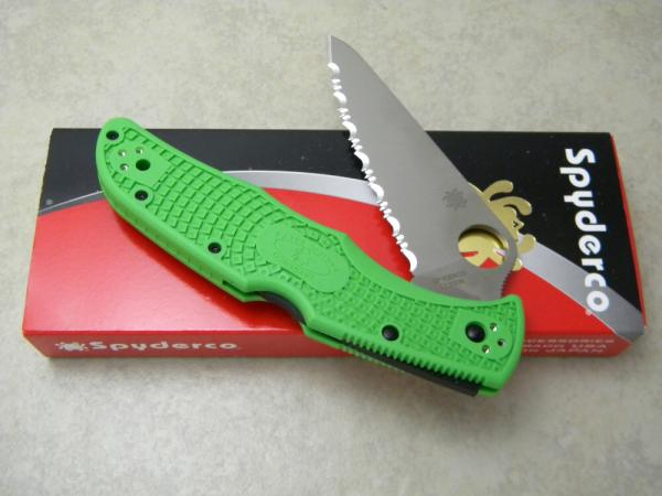 Spyderco Seki Japan LC200N Pacific Salt 2 Green Lockback Knife NIB Spyderco Seki Japan LC200N Pacific Salt 2 Green Lockback Knife NIB