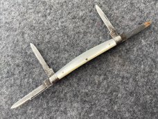 E. Weck Germany - Small 4 Blade Pearl Congress