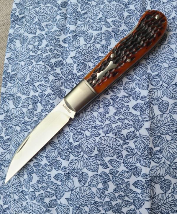 Poroshyn Amber jigged Bone Swayback Lockback..M390..3 5/8" closed..Direct from maker..box,coa,Hank 