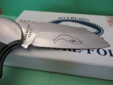 Myerchin Offshore Folder Model B-300