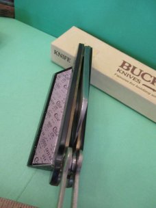 Buck Yachtsman Pre-Date Code Black Composition Model # 315