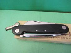 Buck Yachtsman Pre-Date Code Black Composition Model # 315