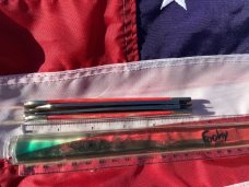Bulldog Large 5 &1/2" Display Trapper Knife w Red Bone Handles & Standing Pit Bull Dog Blade Etch