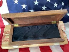 Case xx 1992 Super nice wood Barlow Display-NOS and A Beauty!