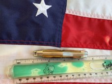 Queen Hump Back / Balloon Whittler w/ Nice Amber Bone Handles