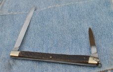 E.Bruckmann Ohligs Solingen 5" Closed Jigged Bone 2 Blade Mint Mirror Polish Bail Brass Liners
