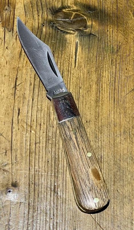 A. Wright & Son Sheffield England Traditional Barlow Clip Blade with Oak scales and clip bla A. Wright & Son Sheffield England Traditional Barlow Clip Blade with Oak scales and clip bla