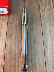 Robeson by Queen Swing Guard Amber Worm Groove Jigged Bone 1 of 200