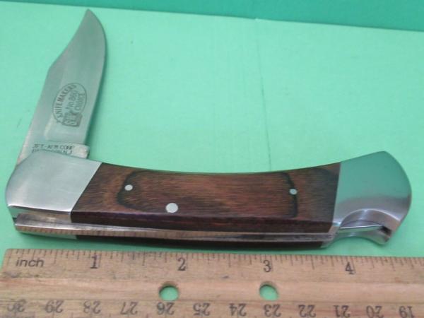 Jet -Aer Corp. Wood Handle Folding Hunter Jet -Aer Corp. Wood Handle Folding Hunter