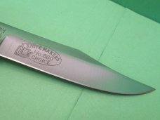 Jet -Aer Corp. Wood Handle Folding Hunter 