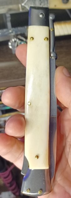 FRANK BELTRAME 11INCH SWINGUARD WITH WHITE BONE 
