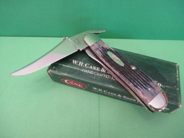 Case XX 2002 Purple Bone RussLock Pattern # 61953L SS Case XX 2002 Purple Bone RussLock Pattern # 61953L SS