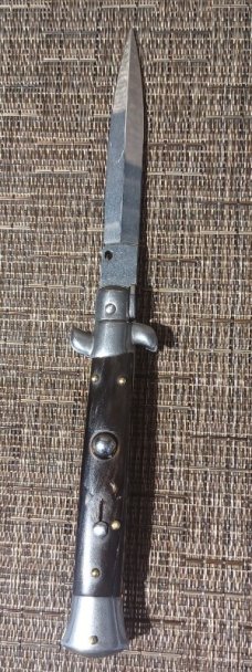 MINT CONDITION FRANK BELTRAME 9INCH SWIVEL BOLSTER WITH BUFFALO HORN 