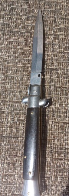 MINT CONDITION FRANK BELTRAME 9INCH SWIVEL BOLSTER WITH BUFFALO HORN 
