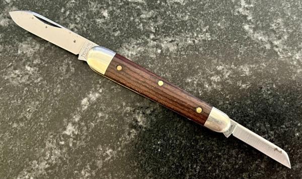 Great Eastern Cutlery Tidioute #092214 Esquire, Exotic Mexican Bocote Wood Handle, Used (GEC 09) Great Eastern Cutlery Tidioute #092214 Esquire, Exotic Mexican Bocote Wood Handle, Used (GEC 09)