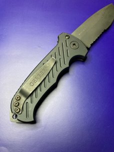 Gerber Auto 06 Automatic Knife S30V Drop Point w/ Carry Case