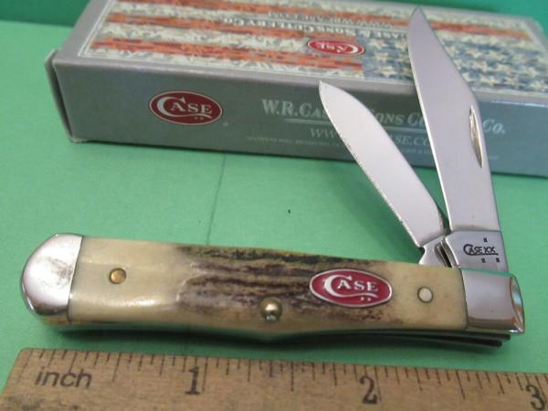 Case XX 2007 Raised Letter Red Shield Stag Half Coke Bottle Pattern# 5225 1/2 SS
