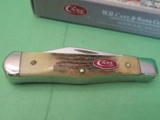 Case XX 2007 Raised Letter Red Shield Stag Half Coke Bottle Pattern# 5225 1/2 SS