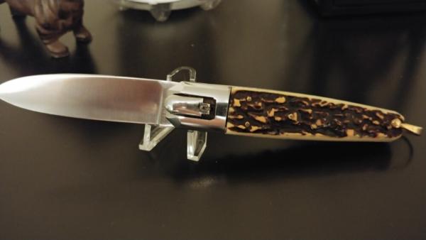 FRENCH COFFIN LEVERLOCK 
