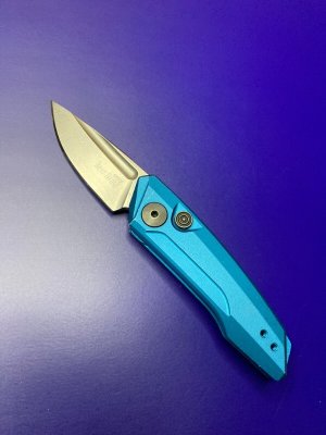 Kershaw Launch 9 Automatic Knife Blue (1.8" Blade) 7250BLUSW