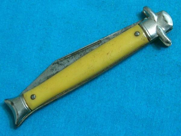 VINTAGE IMPERIAL USA FOLDING POCKET FISHTAIL BOWTIE KNIFE KNIVES OLD YELLOW HANDLE VINTAGE IMPERIAL USA FOLDING POCKET FISHTAIL BOWTIE KNIFE KNIVES OLD YELLOW HANDLE