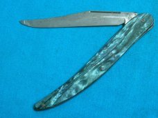 ANTIQUE VINTAGE FANCY HANDLE FOLDING POCKET TOOTHPICK TICKLER FISH KNIFE KNIVES OLD GREEN