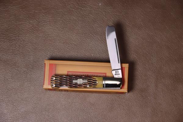 Rough Rider 763 One Arm Lockback Folding Pocket Knife with Amber Jigged Bone Handles Rough Rider 763 One Arm Lockback Folding Pocket Knife with Amber Jigged Bone Handles