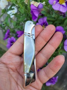 Rare 4" Custom made Bird's Head Bolster Knife, Nice Pattern with Filework, Genuine Mother of Pearl