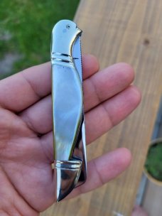 Rare 4" Custom made Bird's Head Bolster Knife, Nice Pattern with Filework, Genuine Mother of Pearl