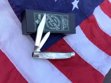 Queen #2 Jack Knife w/ Great Mother of Pearl Handles! Queen Pearl #2 Blade Etch -NOS