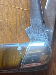 Remington UMC R3575 Acorn Shield  2 Blades & a Punch