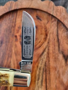 Bulldog Brand Made in Solingen, Germany Double Dogs Head Congress, Very Nice Stag