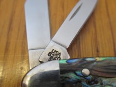 Case Brothers 2003 Paula Pearl  Peanut Pattern # 8220 SS