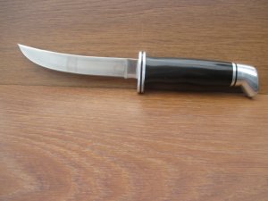 Buck 118 Fixed Blade Knife   1988 edition