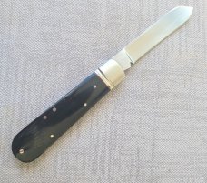 Robbie Ferreira Buffalo Horn Spear Jack ...Shield....N690..4".. fluted bolsters ..Ostrich slip