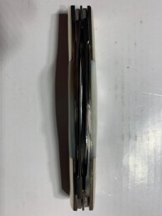 Queen, cutlery Robertson, Mastercraft, pearl with nickel silver bolsters, one of 100