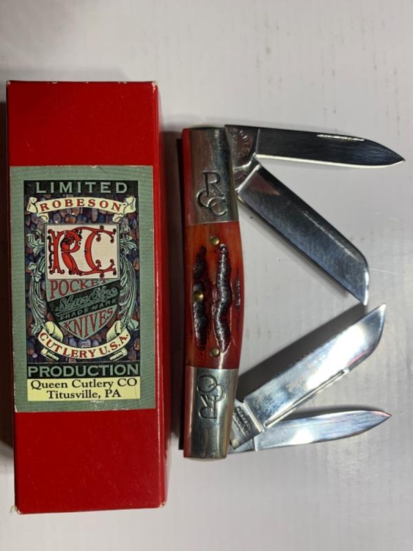 Queen, cutlery Robertson, Mastercraft, limited production, one of 100 Redbone jig Queen, cutlery Robertson, Mastercraft, limited production, one of 100 Redbone jig