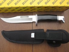Buck 119 Special   Like New In Box   Cordua Nylon Sheath
