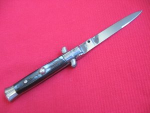 Vintage TRANSITIONAL Italian STILETTO Horn Switchblade Knife.