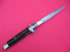 Vintage TRANSITIONAL Italian STILETTO Horn Switchblade Knife.