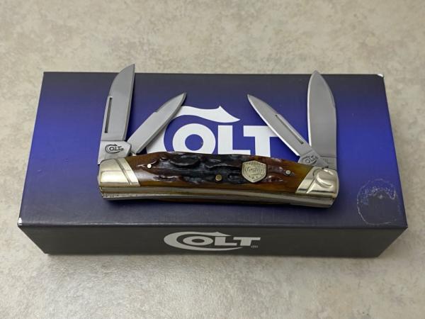 Colt CT 211 Bone Medium 4 Blade Congress Knife in Box Colt CT 211 Bone Medium 4 Blade Congress Knife in Box