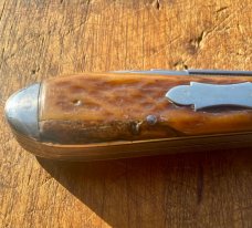 John Russell Green River Works Swelled End Two Blade Jack