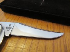 Case XX 2002 Exotic Jet Stone& Mother of Pearl Russlock Pattern # EX1953L SS