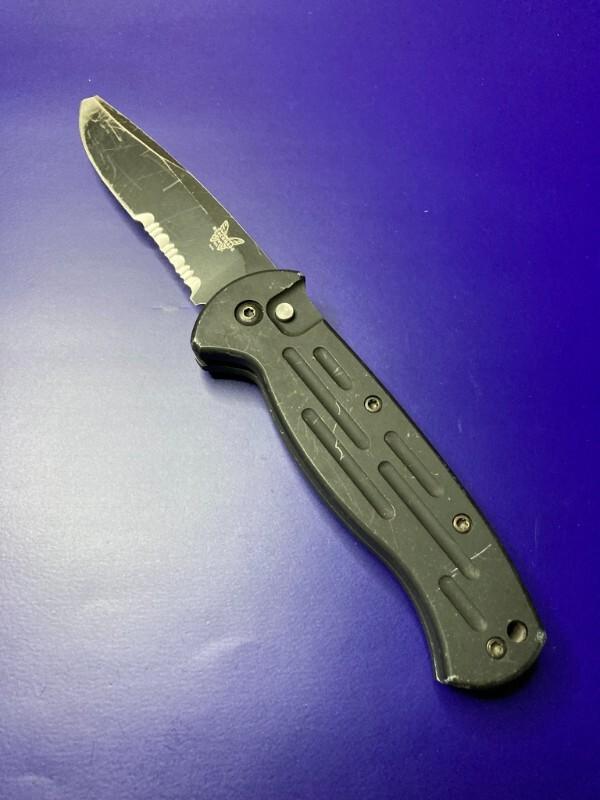 Benchmade 9050 Automatic Knife Benchmade 9050 Automatic Knife
